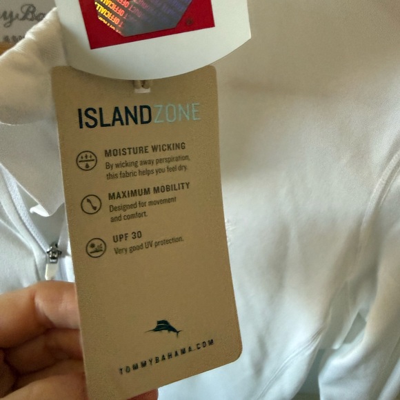 NWT University of Utah quarter zip top - Picture 3 of 8